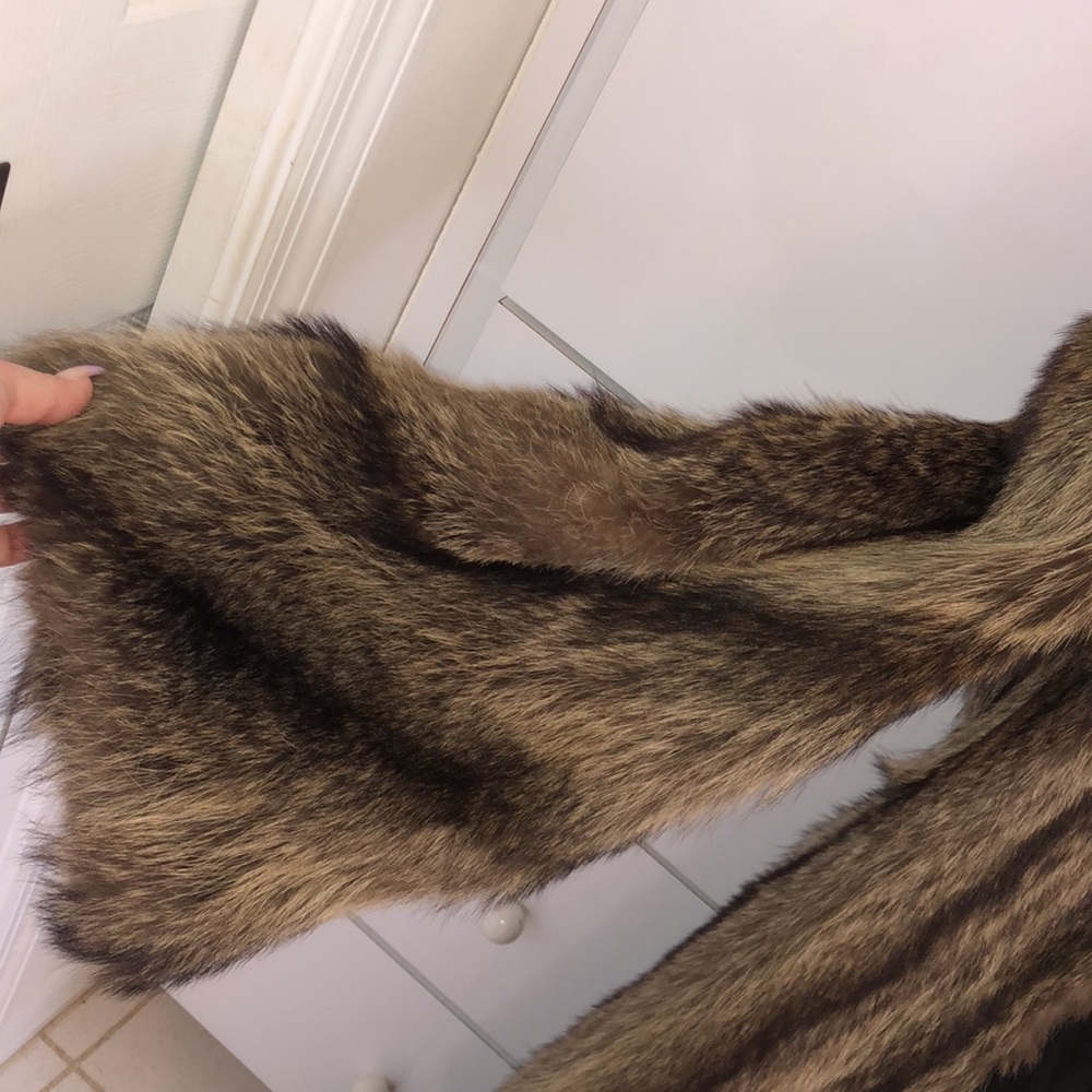 Real fur jacket - Picture 3 of 14